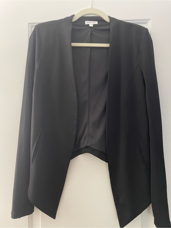 Olivia Grey Jackets & Blazers - Olivia Grey Women's Black Open-Front Tuxedo style Blazer High Low hem size small